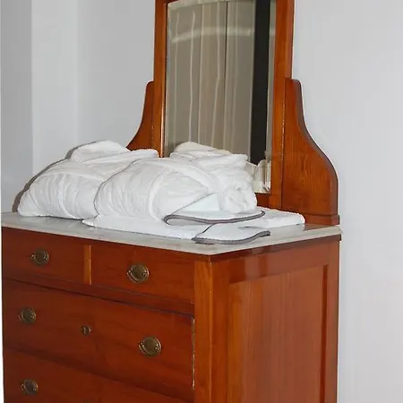 Casa Roberto Apartmán *